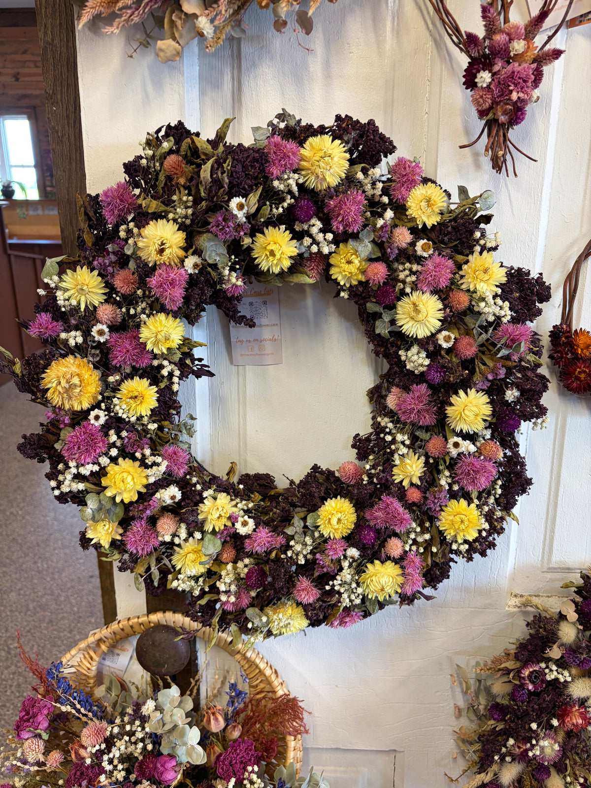 Deluxe Dried Flower Wreath